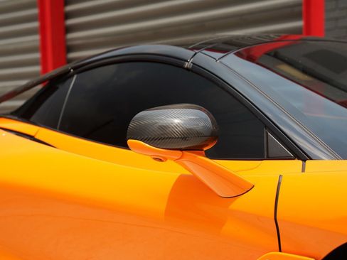 Used 2022 McLaren 720S Performance RWD image 17