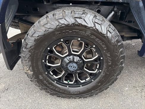 Used 2019 Ford F150 Platinum w/ Technology Package image 11