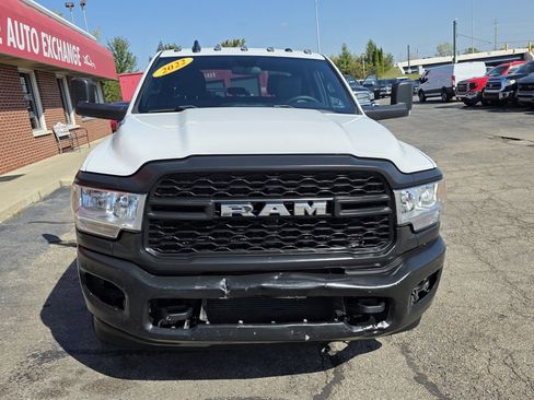 Used 2022 RAM 3500 Tradesman w/ Max Tow Package image 2