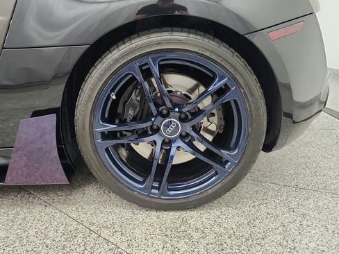 Used 2010 Audi R8 V10 AWD/4WD image 16