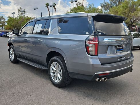 Certified 2021 Chevrolet Suburban Premier w/ Premium Package RWD image 3