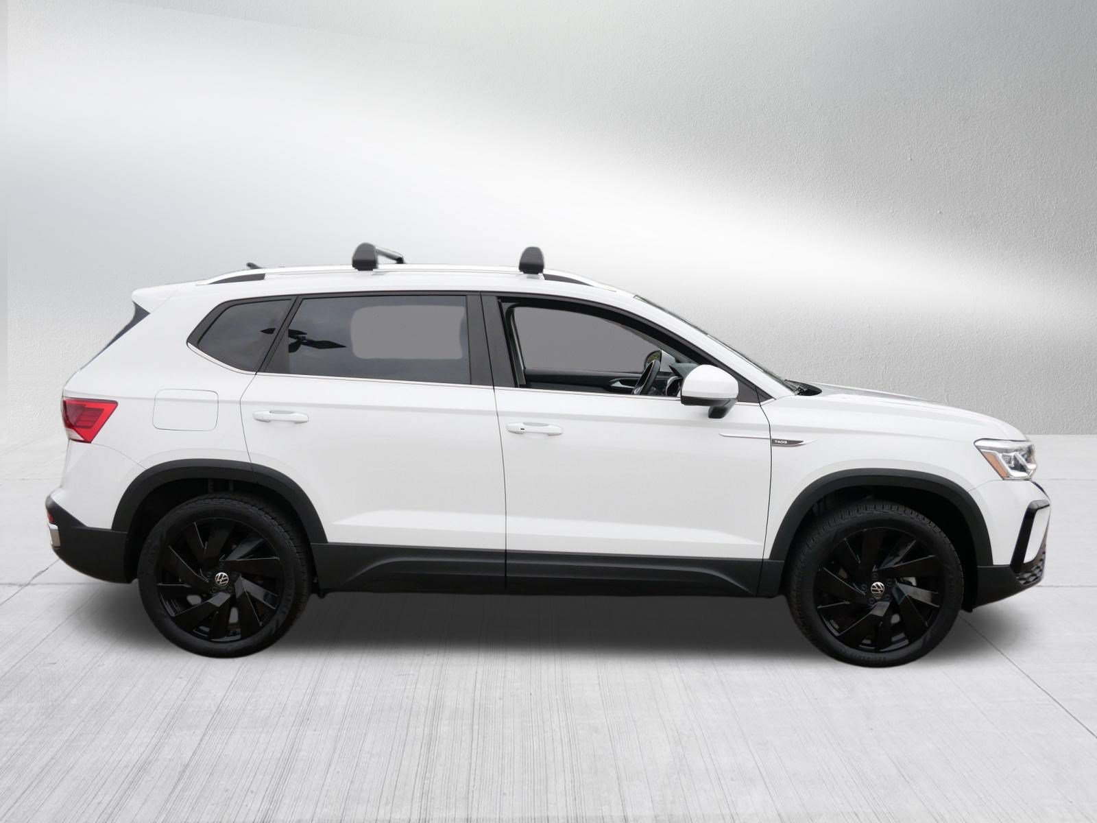 Certified 2023 Volkswagen Taos SEL AWD/4WD image 8
