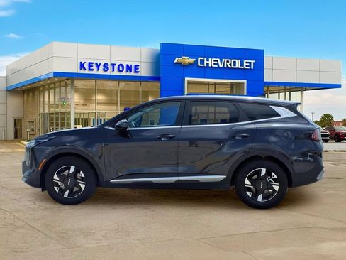 Used 2026 Kia Sportage LX FWD image 4