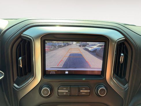 Used 2019 Chevrolet Silverado 1500 RST AWD/4WD image 9