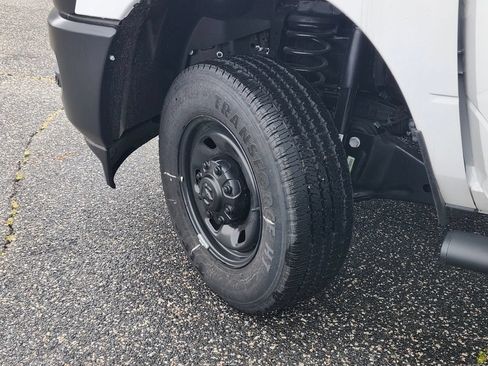 New 2026 RAM 2500 Tradesman AWD/4WD image 32