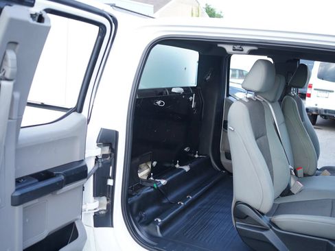 Used 2018 Ford F150 XL w/ Equipment Group 101A Mid RWD image 15
