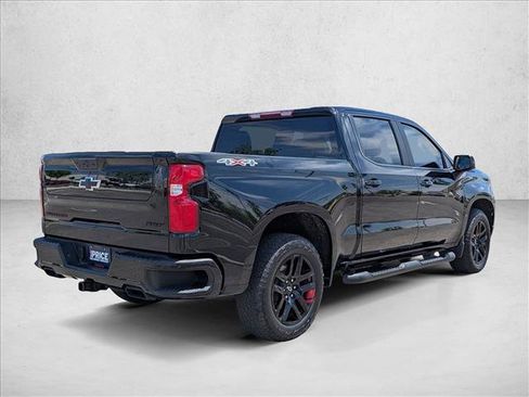 Used 2022 Chevrolet Silverado 1500 RST w/ Redline Edition AWD/4WD image 5
