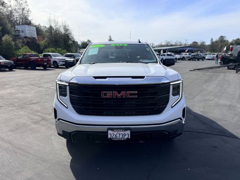 Used 2022 GMC Sierra 1500 Pro w/ Pro Value Package image 3