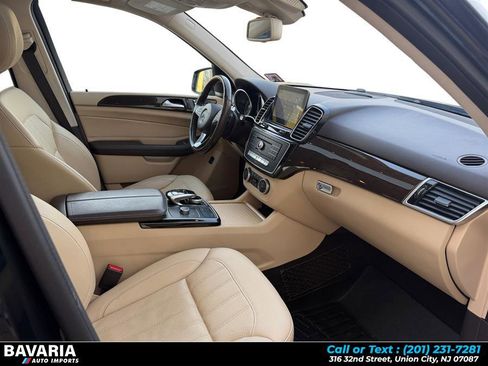 Used 2018 Mercedes-Benz GLE 350 4MATIC image 17