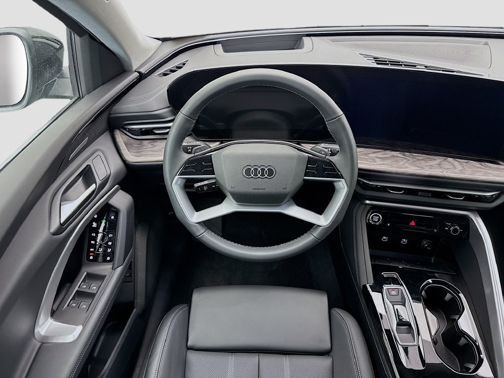 Certified 2025 Audi Q5 Premium w/ Premium Plus AWD/4WD image 10