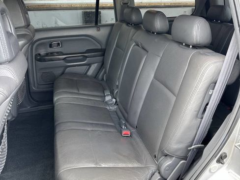 Used 2004 Honda Pilot EX image 8