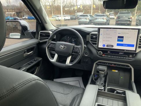 Used 2022 Toyota Tundra Limited image 15