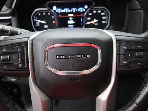 Used 2021 GMC Yukon XL Denali w/ Denali Premium Package image 23