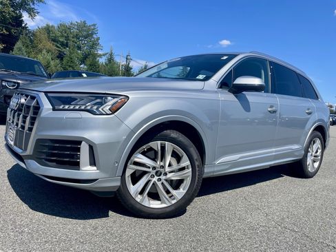 Used 2023 Audi Q7 3.0T Premium Plus AWD/4WD image 37