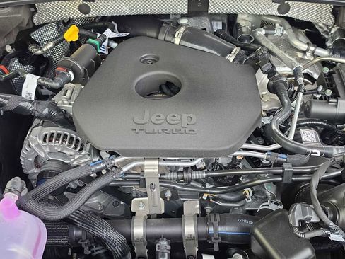 New 2026 Jeep Grand Cherokee Altitude AWD/4WD image 15