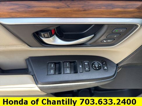 Certified 2020 Honda CR-V Touring image 17