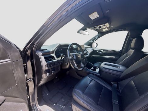 Used 2022 Chevrolet Tahoe LT w/ Luxury Package RWD image 7