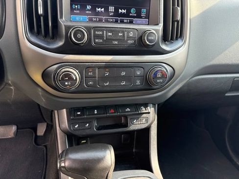 Used 2016 Chevrolet Colorado Z71 AWD/4WD image 18