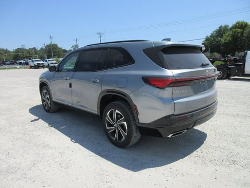 New 2026 Buick Enclave Sport Touring image 8