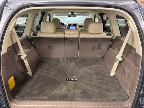 Used 2019 Lexus GX 460 Premium w/ Premium Package image 36