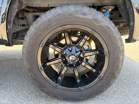 Used 2019 Ford F150 XLT w/ Equipment Group 302A Luxury AWD/4WD image 22