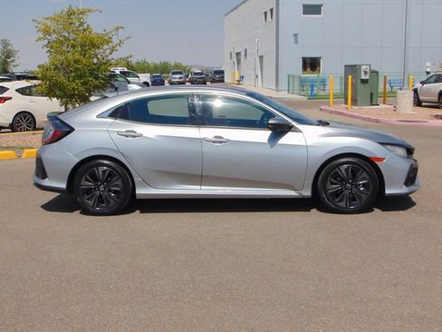 Used 2019 Honda Civic EX image 3