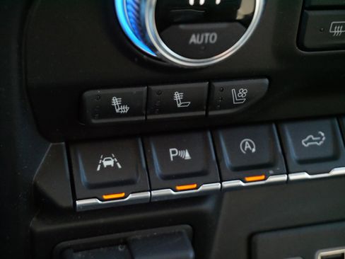 Used 2021 GMC Sierra 1500 SLT w/ SLT Convenience Package image 28