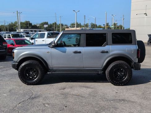 Used 2023 Ford Bronco Wildtrak AWD/4WD image 9