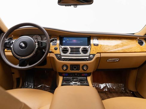 Used 2013 Rolls-Royce Ghost RWD image 4