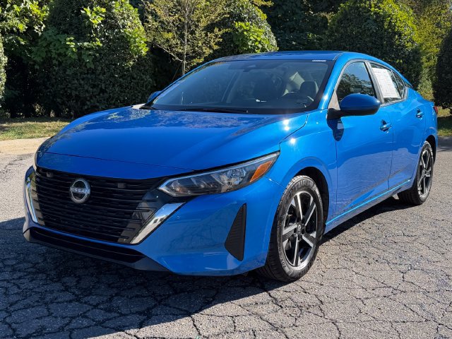 Used 2025 Nissan Sentra SV FWD image 9