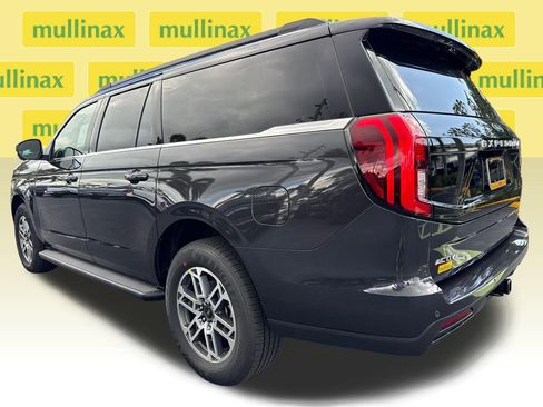 New 2026 Ford Expedition Max Active RWD image 4