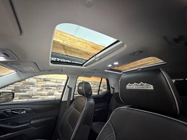 Used 2021 Chevrolet Traverse High Country w/ LPO, Floor Liner Package AWD/4WD image 30