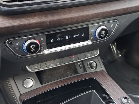 Certified 2023 Audi Q5 2.0T Premium Plus w/ Premium Plus Package image 14