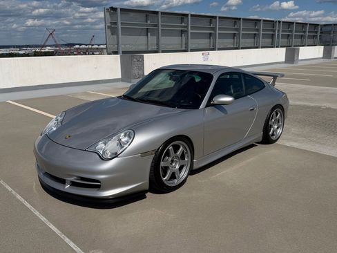 Used 2002 Porsche 911 GT3 RS image 5