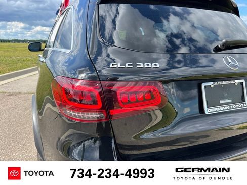 Used 2022 Mercedes-Benz GLC 300 4MATIC image 13