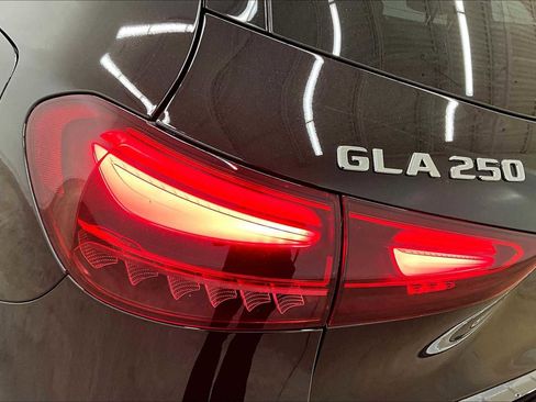 New 2026 Mercedes-Benz GLA 250 image 14