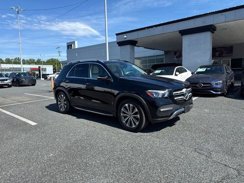 Used 2021 Mercedes-Benz GLE 350 4MATIC image 3