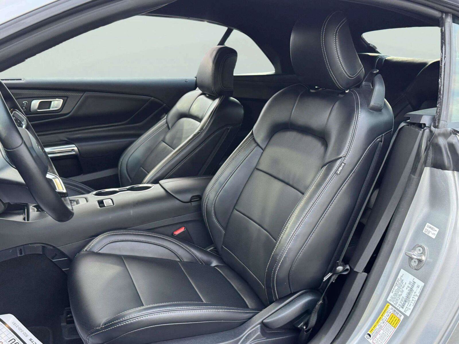 Used 2025 Ford Mustang Premium RWD image 21