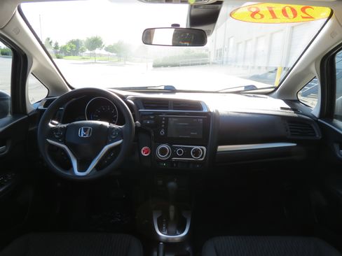 Used 2018 Honda Fit EX image 11