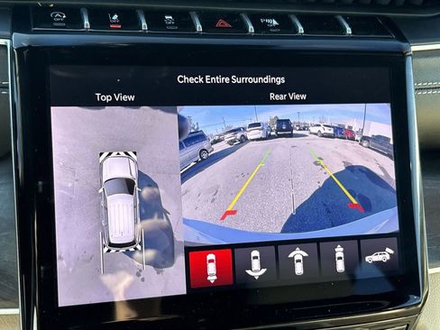 Used 2025 Jeep Grand Cherokee L Limited w/ Luxury Tech Group II image 18