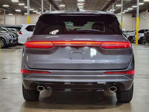 Used 2024 Lincoln Corsair Grand Touring AWD/4WD image 9