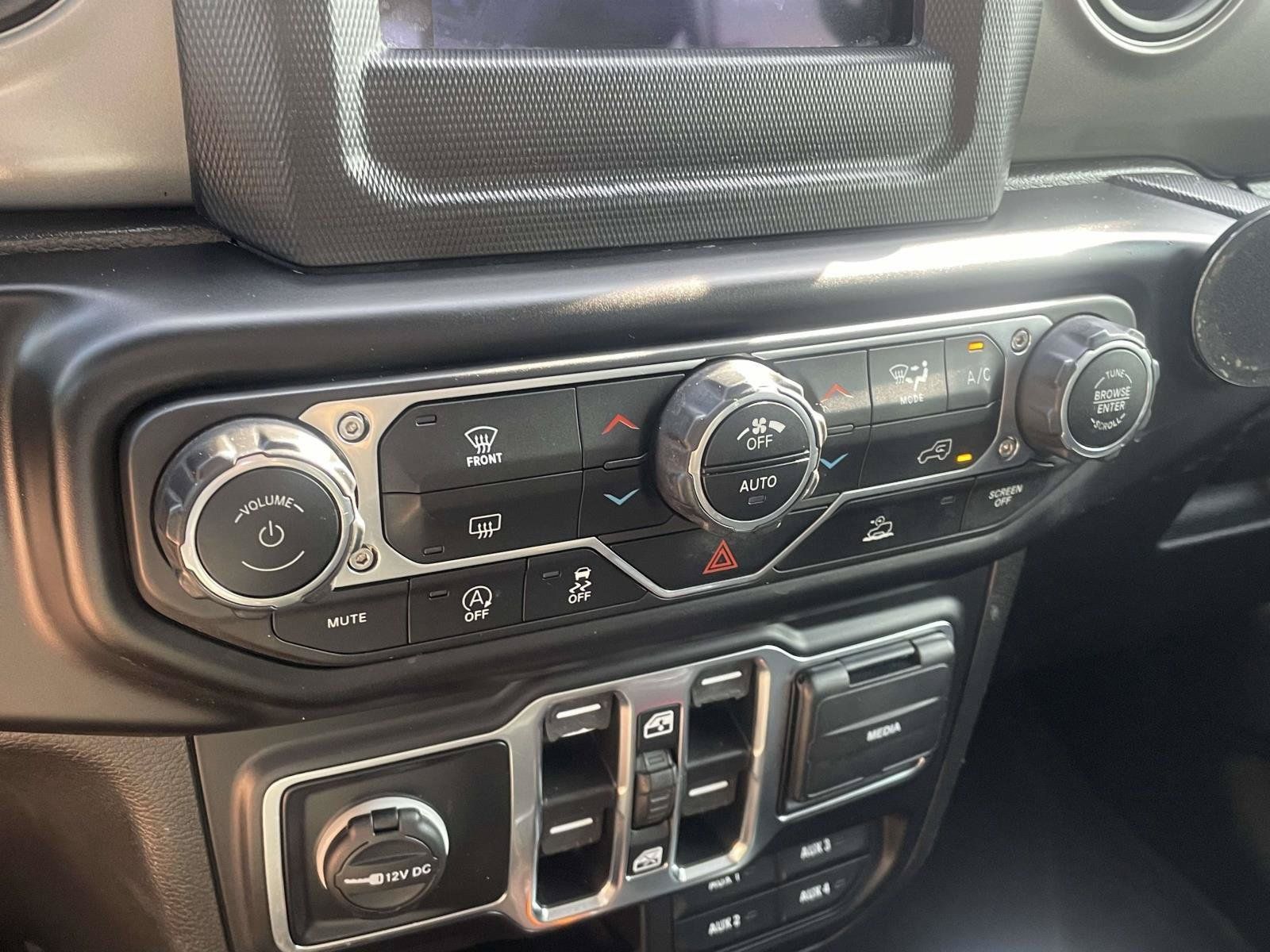 Used 2022 Jeep Gladiator Sport AWD/4WD image 17