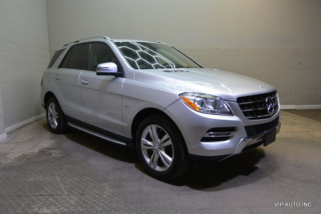Used 2012 Mercedes-Benz ML 350 BlueTEC 4MATIC image 3