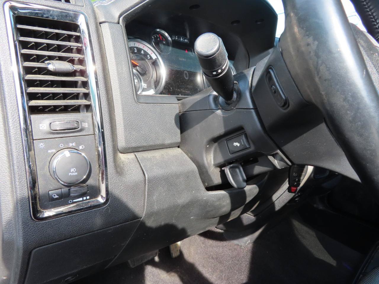 Used 2017 RAM 2500 Big Horn w/ Night Special Edition AWD/4WD image 29