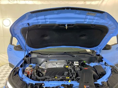 Used 2024 Chevrolet Trax RS w/ Sunroof Package image 16