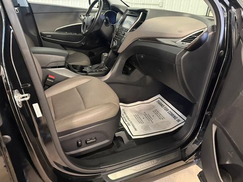 Used 2017 Hyundai Santa Fe Sport w/ 2.0T Ultimate Tech Package 05 AWD/4WD image 33