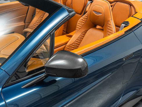 Used 2016 Aston Martin Vanquish Volante RWD image 36