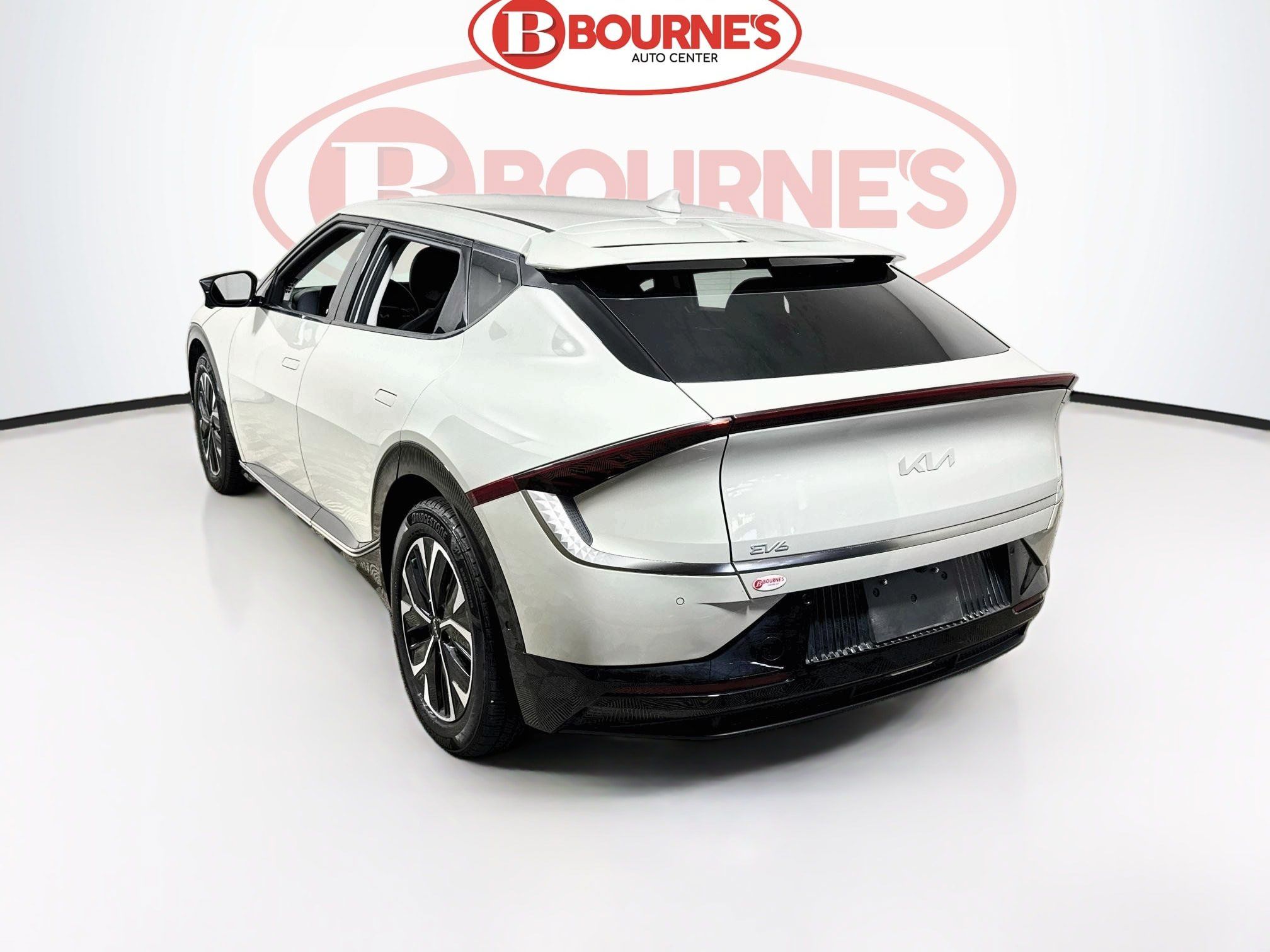 Used 2023 Kia EV6 Wind w/ Wind Technology Package AWD/4WD image 9