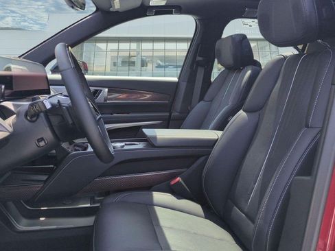 Certified 2026 Cadillac Vistiq Sport w/ LPO, Floor Liner Package AWD/4WD image 15