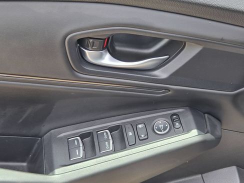Used 2025 Honda Accord SE image 14